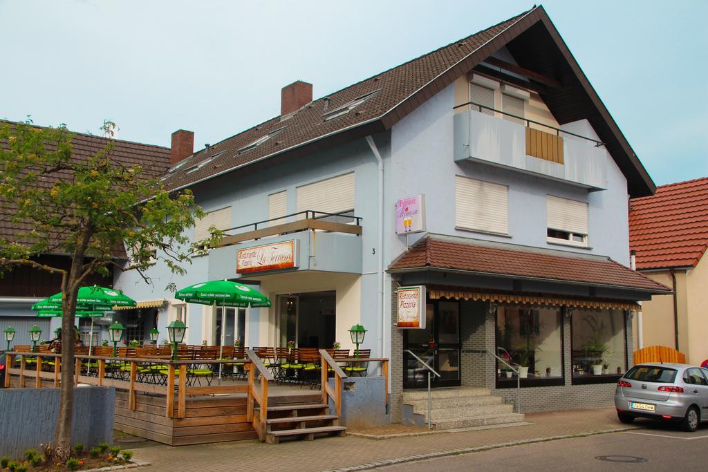 Pension Mimosa Rust Exterior photo